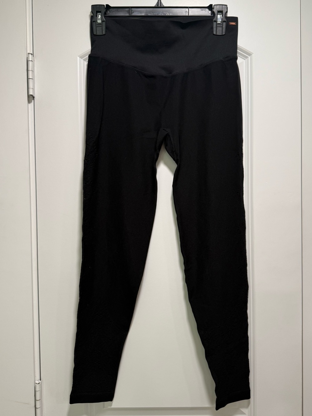 PINK Victoria's Secret Black High-Rise Leggings Medium